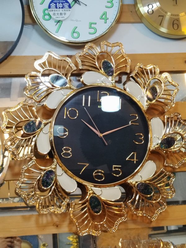 Round Wall Clock - Image 2