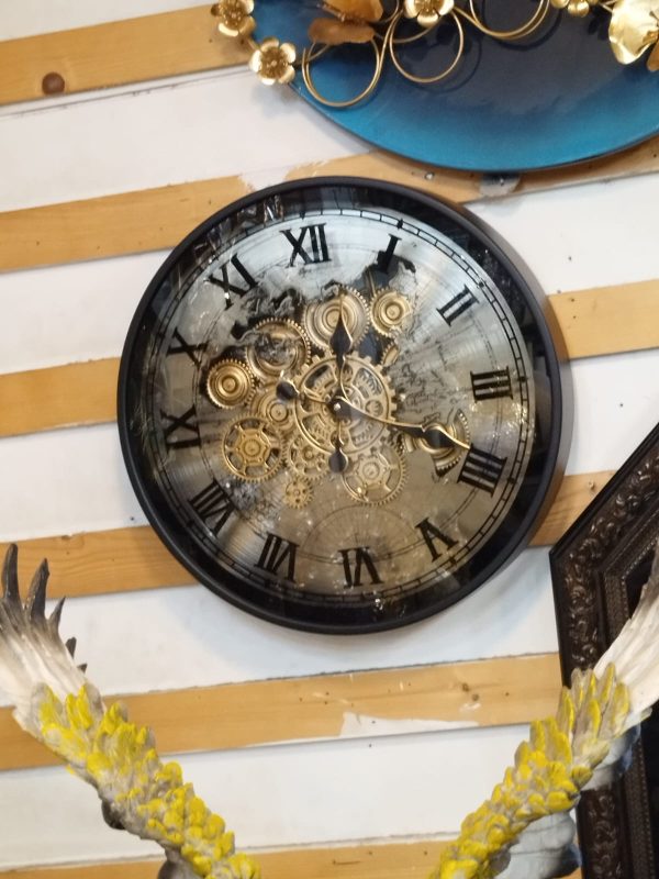 Round Wall Clock - Image 7