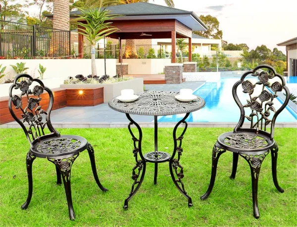 Table & Chair Set