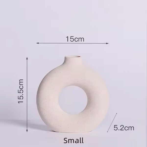 Minimalist Hollow Ceramic Flower Vase – Nordic Donut Design - Image 4