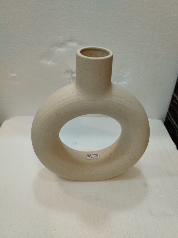 Flower vase