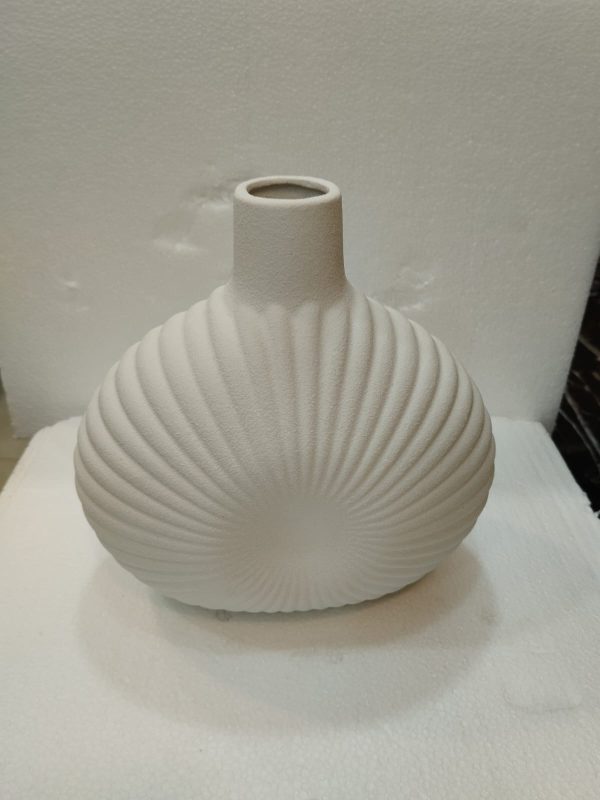 Flower vase - Image 2