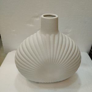 Flower vase