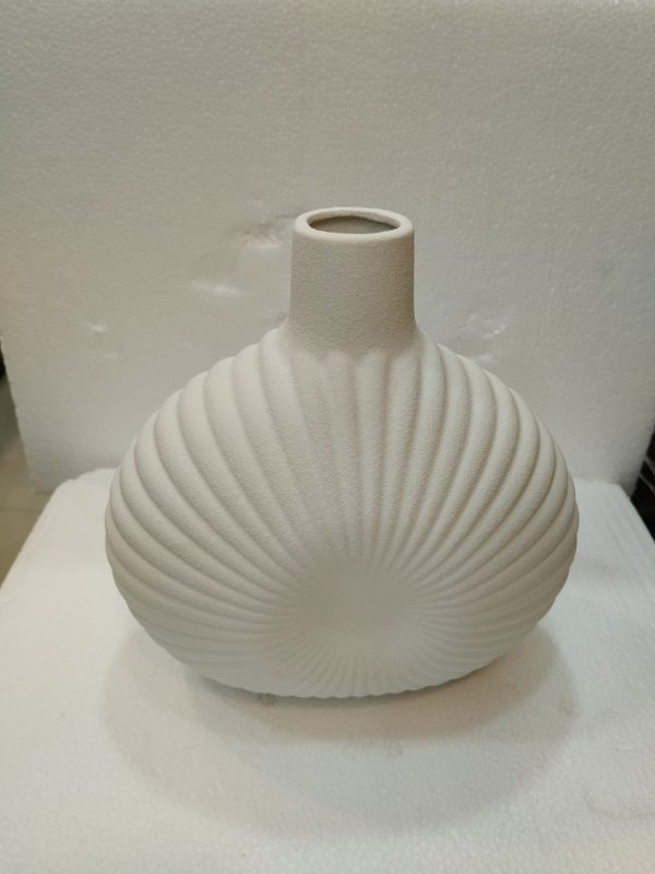 Flower vase