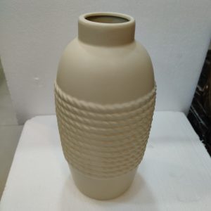 Flower vase