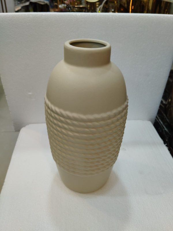 Flower vase