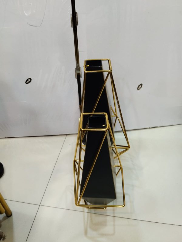 Flower vase - Image 2