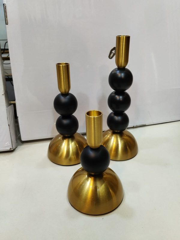 Candle holder