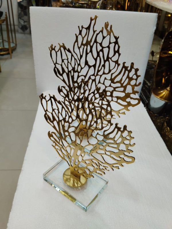 Table & desk showpiece - Image 3