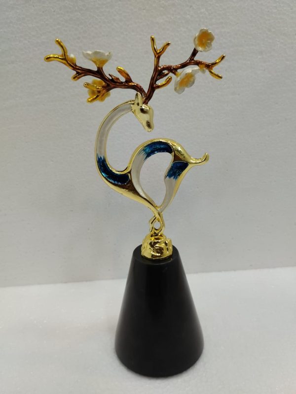 Table & desk showpiece